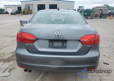 2014 Volkswagen Jetta Tdi z USA, uszkodzony, nr VIN 3VWLL7AJ1EM430822